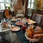 Le Relais Du Bord De Seine Port-Mort