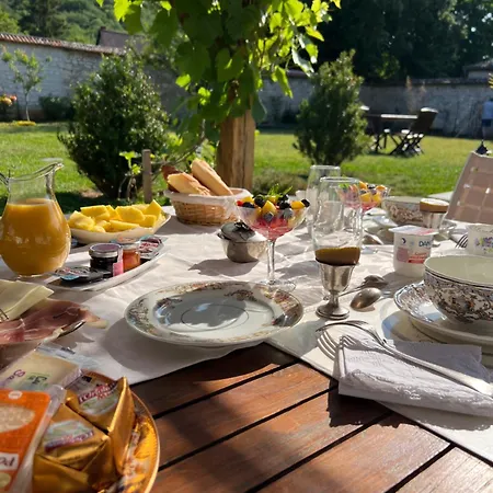 ベッド・アンド・ブレックファスト Le Relais Du Bord De Seine Port-Mort