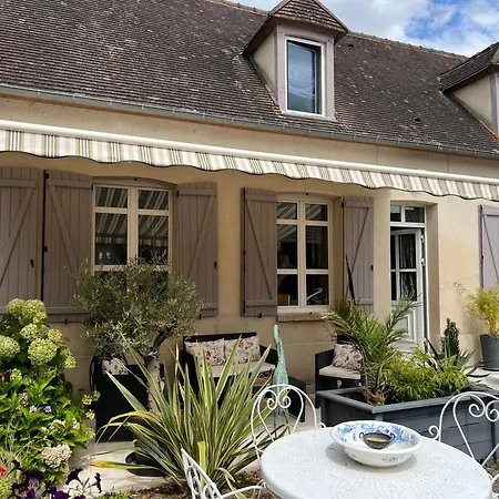 Le Relais Du Bord De Seine Bed & Breakfast Port-Mort