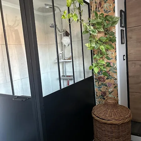 Le Relais Du Bord De Seine Bed & Breakfast *