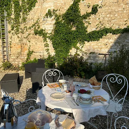 Bed & Breakfast Le Relais Du Bord De Seine Port-Mort