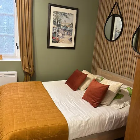 Le Relais Du Bord De Seine Bed & Breakfast Port-Mort